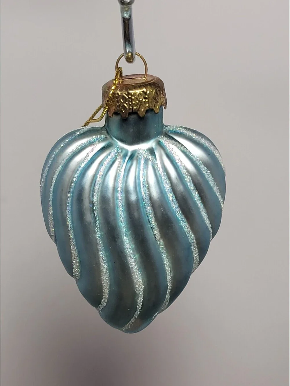 Thomas Pacconi Blown Glass Blue Sparkly Christmas Ornament Museum Series